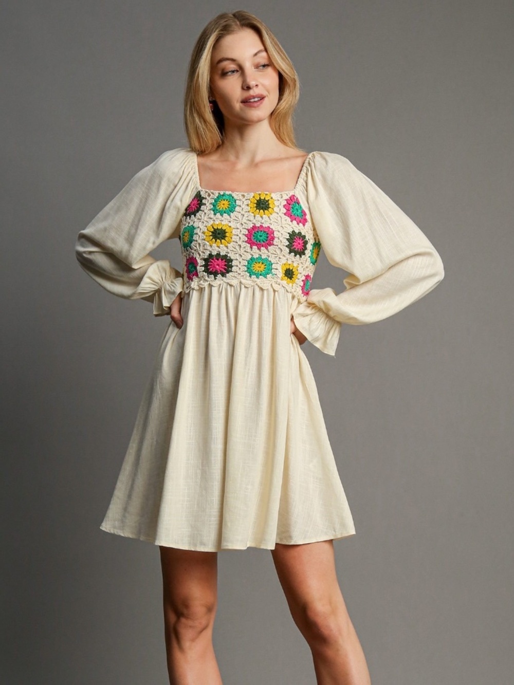 Umgee NWT Linen Blend Crochet Smocked Back Mini Dress